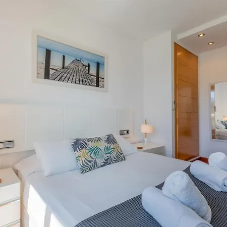 La Nau - Fantastic With Hot Tub And Pool, Just Steps Away From Lägenhet