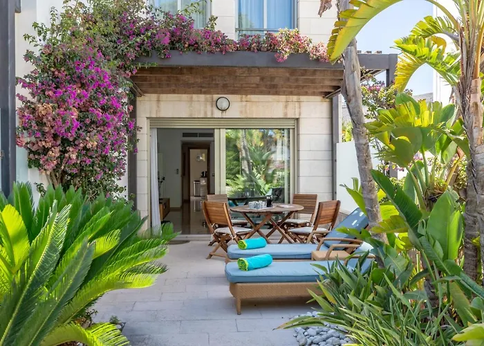 Lejlighed La Nau - Fantastic With Hot Tub And Pool, Just Steps Away From Port de Pollença