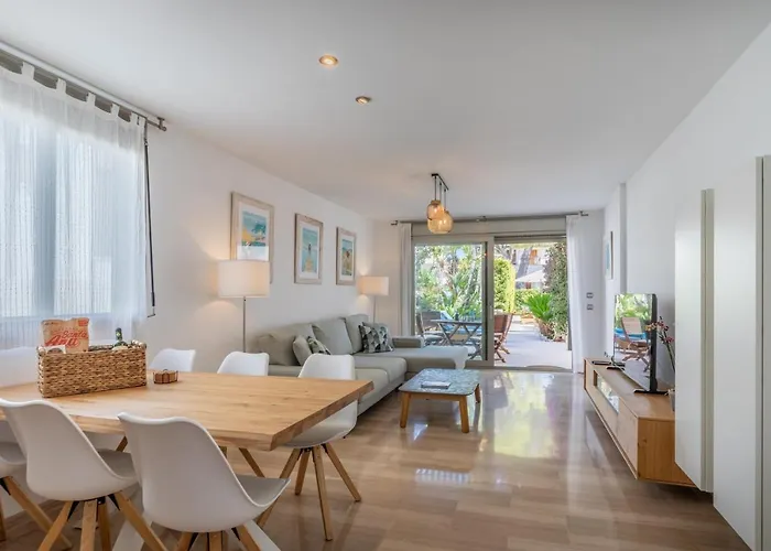 Lejlighed La Nau - Fantastic With Hot Tub And Pool, Just Steps Away From