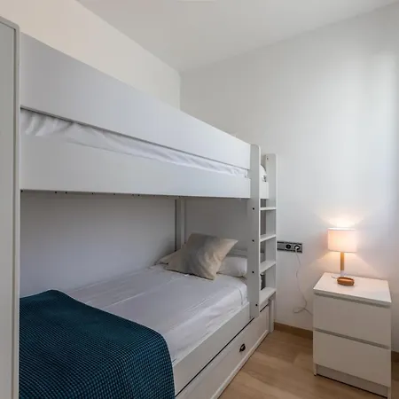 La Nau - Fantastic With Hot Tub And Pool, Just Steps Away From Apartment Port de Pollenca