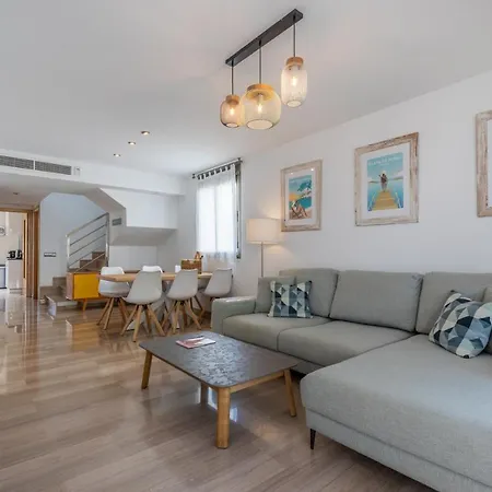 La Nau - Fantastic With Hot Tub And Pool, Just Steps Away From * Port de Pollença