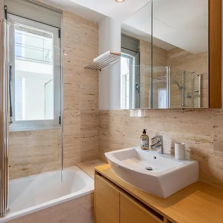 La Nau - Fantastic With Hot Tub And Pool, Just Steps Away From * Порт-де-Польєнса