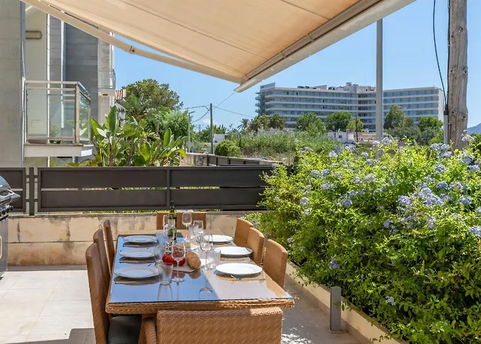 Apartment La Nau - Fantastic With Hot Tub And Pool, Just Steps Away From Port de Pollenca