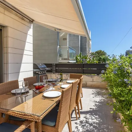 Apartmán La Nau - Fantastic With Hot Tub And Pool, Just Steps Away From Port de Pollença